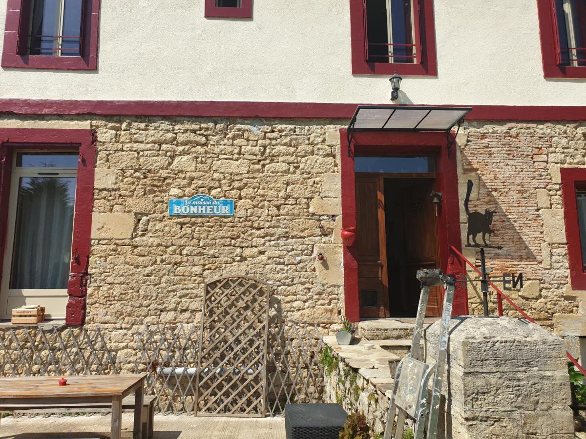 La Maison Du Bonheur Anlhiac Bagian luar foto