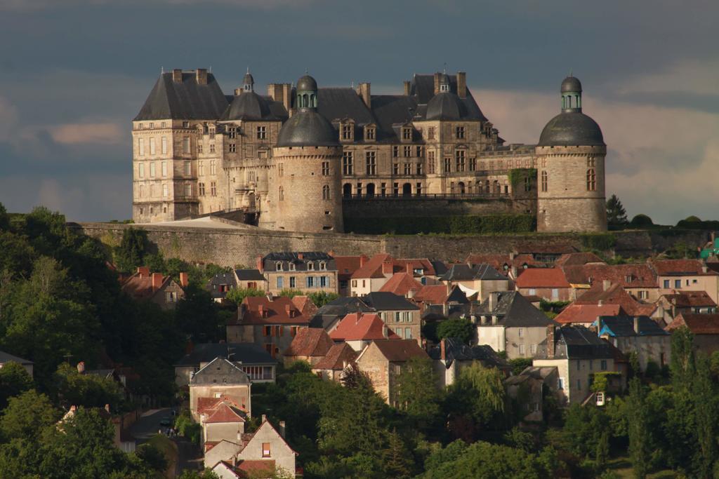 La Maison Du Bonheur Anlhiac Bagian luar foto