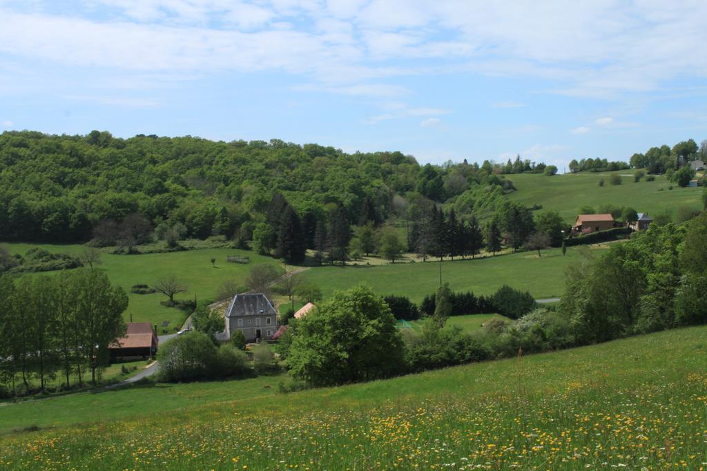 La Maison Du Bonheur Anlhiac Bagian luar foto