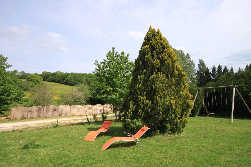 La Maison Du Bonheur Anlhiac Bagian luar foto