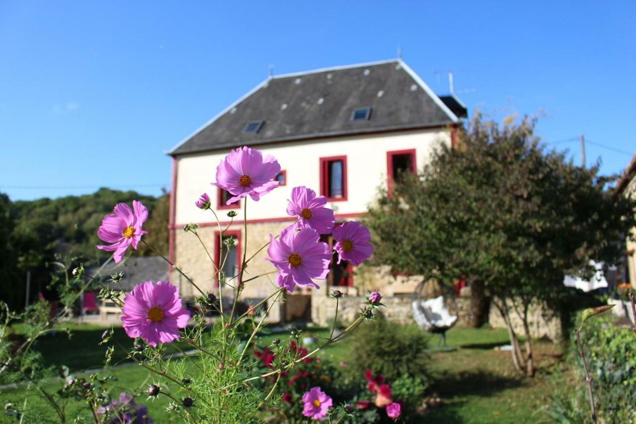 La Maison Du Bonheur Anlhiac Bagian luar foto