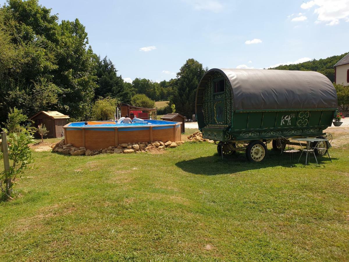 La Maison Du Bonheur Anlhiac Bagian luar foto